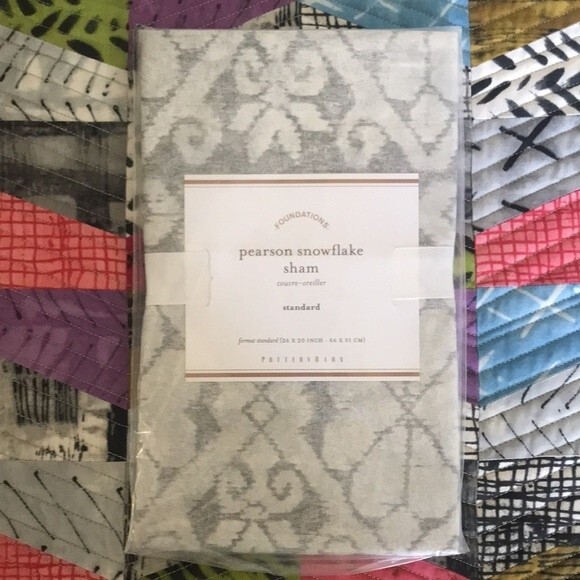 Pottery Barn Pearson Snowflake Standard Pillow Sham - Picture 3 of 6